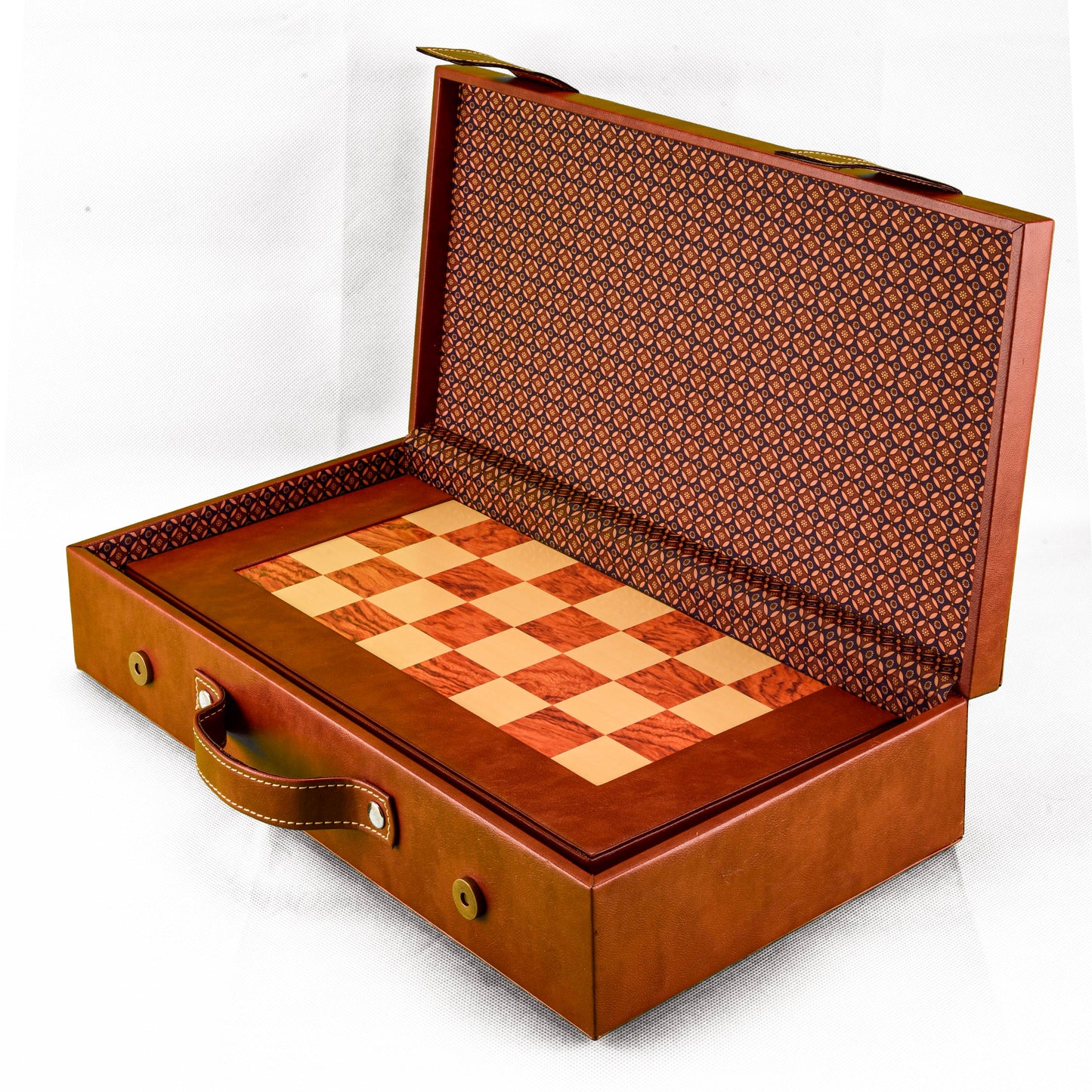 Ajedrez de Madera Grande con Estuche
