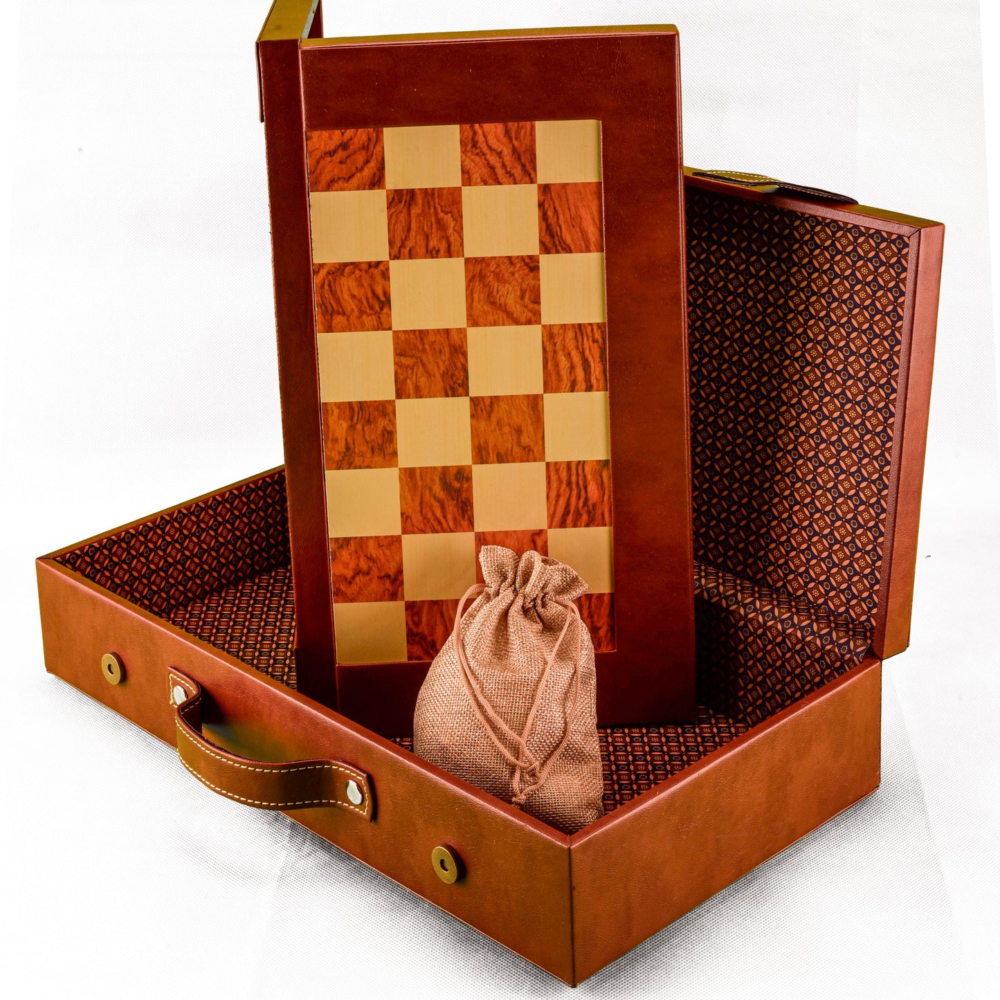 Ajedrez de Madera Grande con Estuche
