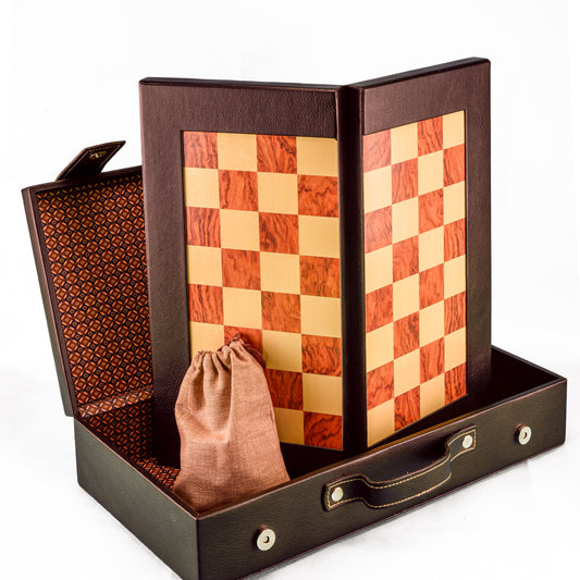 Ajedrez de Madera Grande con Estuche