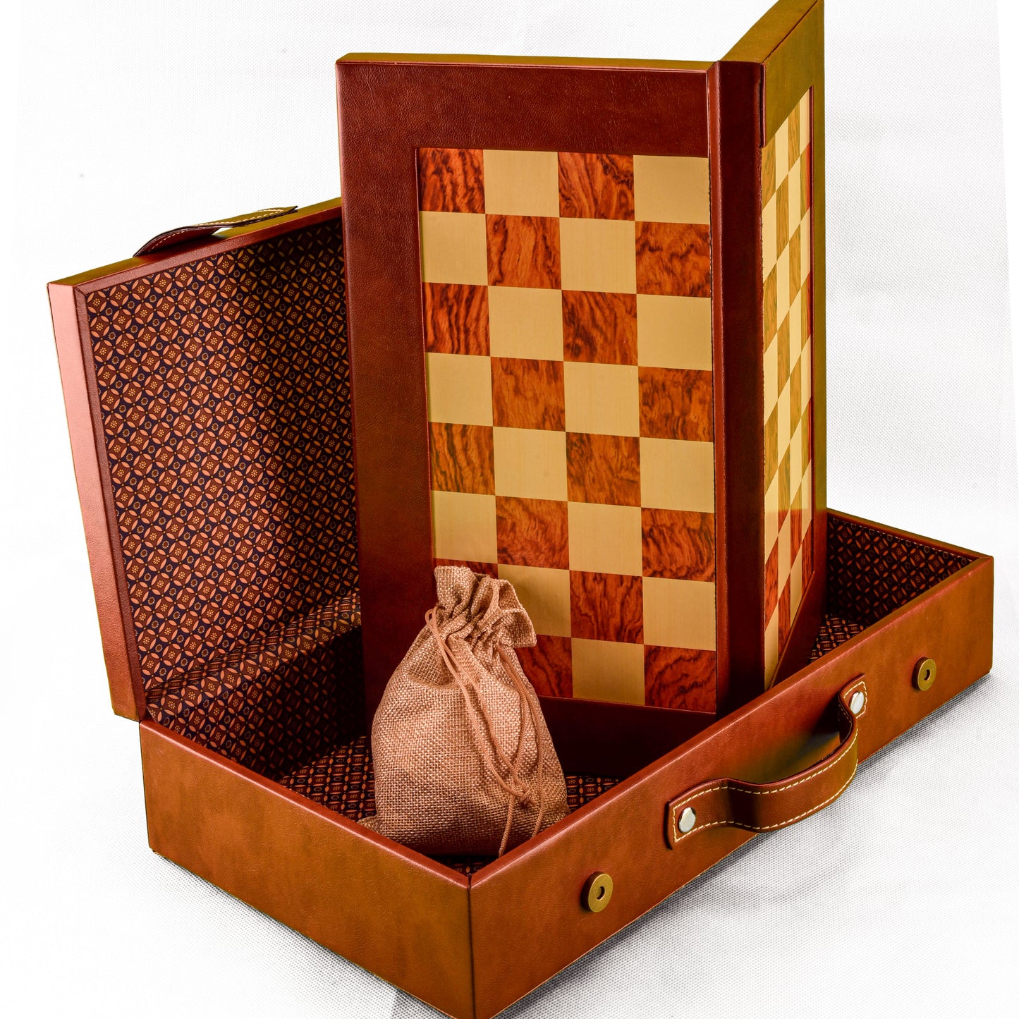 Ajedrez de Madera Grande con Estuche